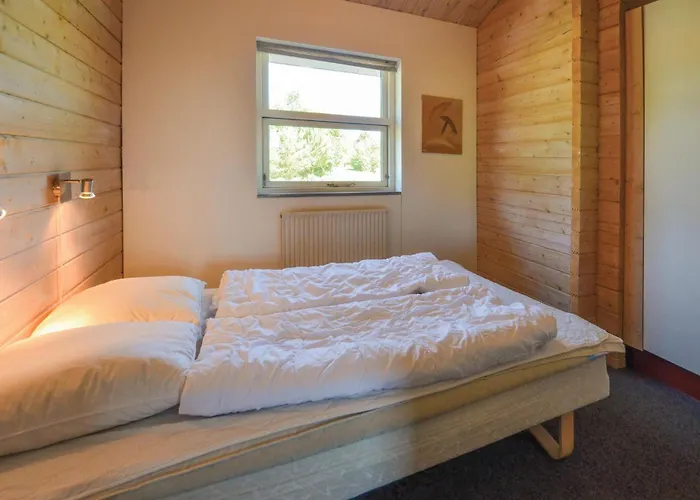 Vakantiehuis Awesome In With Sauna